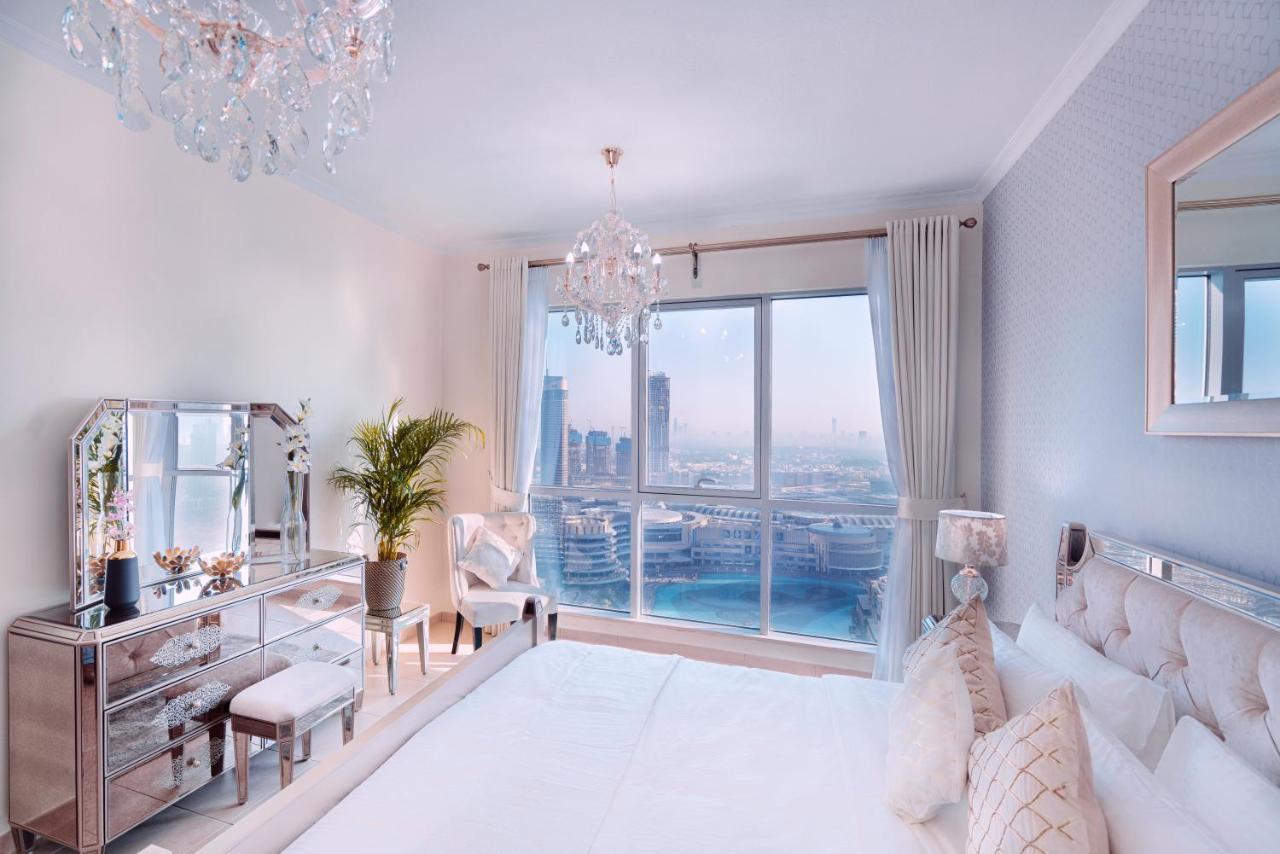 Elite Royal Apartment - Full Burj Khalifa & Fountain View - Palace Dubai Bagian luar foto